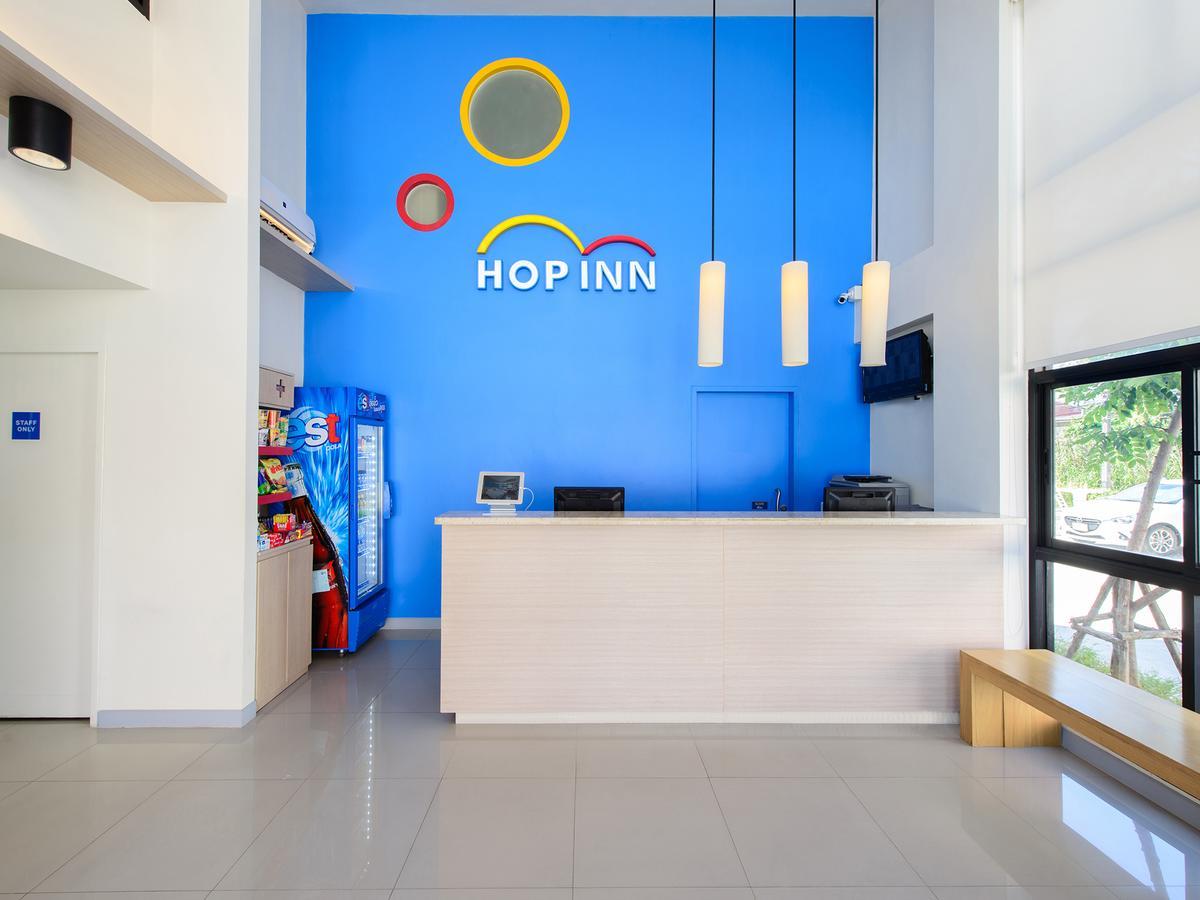 Hop Inn Накхонсаван Экстерьер фото